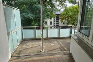 Helle 4-Zimmer-Dachgeschosswohnung mit Balkon, Stellplatz & modernisierter Ausstattung in Oberhausen – 46119 Osterfeld-Ost, Oberhausen – Vorschaubild 8