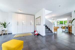 Exklusives Wohnerlebnis: Einfamilienhaus mit Einliegerwohnung &beeindruckendem Wintergarten mit Pool – Die vollständige Adresse der Immobilie erhältst du vom Anbieter., 79588 Efringen-Kirchen – Vorschaubild 13
