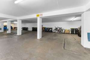 Über den Dächern von Habenhausen – helles Dachgeschoss mit Loggia, Ankleide und Tiefgarage – Die vollständige Adresse der Immobilie erhältst du vom Anbieter., 28279 Habenhausen, Bremen – Vorschaubild 13