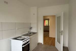 3-Zimmer-Wohnung mit großzügiger Loggia & inkl. Keller in Hamburg-Eißendorf – Strucksbarg 53, 21077 Eißendorf, Hamburg – Vorschaubild 12