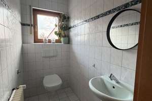 Großzügige lichtdurchflutete 2,5-Zimmer-Maisonette-Wohnung mit sonniger Dachterrasse – Die vollständige Adresse der Immobilie erhältst du vom Anbieter., 91056 Frauenaurach, Erlangen – Vorschaubild 11