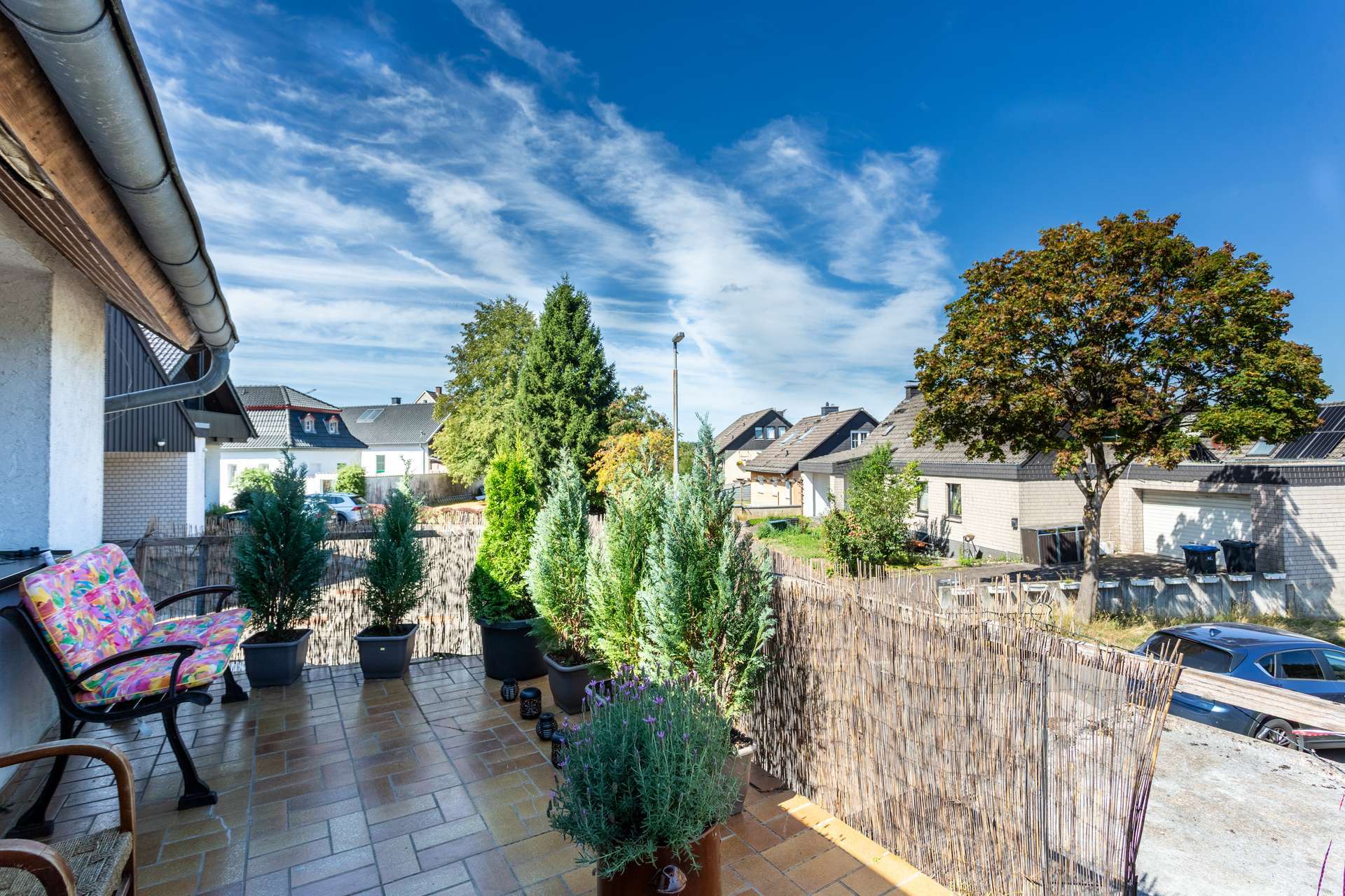 Immobilie in Nettersheim - Handwerker aufgepasst! Großes Wohnhaus mit Scheune, Garagen und großem Grundstück - Bild 3