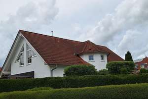 Ohne Makler. Einfamilienhaus mit 5 Zimmern. – Krokusweg 1, 72525 Münsingen – Vorschaubild 1