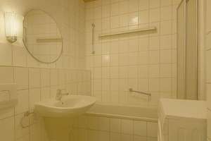 Ruhige 3-Zimmer-Dachgeschosswohnung mit Weitblick am Tröndelsee in Kiel – Die vollständige Adresse der Immobilie erhältst du vom Anbieter., 24148 Ellerbek, Kiel – Vorschaubild 9