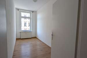 +++GROßE 3-R. WHG. +TAGESLICHTBAD m. WANNE+++GROßZÜGIGE RÄUME + BALKON+++ – Reichpietschstraße 27, 4317 Reudnitz-Thonberg, Leipzig – Vorschaubild 10