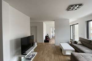 teil möblierte Wohnung/ Penthouse mit 4 Zimmern und Balkon in Potsdam-Babelsberg Süd – Kopernikusstrasse 10, 14482 Babelsberg Süd, Potsdam – Vorschaubild 2