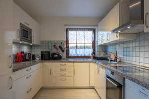 Reserviert / Familienfreundliche Doppelhaushälfte mit Garten – Hamburg – Vorschaubild 9