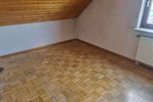 Wohnung mit schöner Dachterrasse und viel Potenzial für Ihre Wohnideen – Die vollständige Adresse der Immobilie erhältst du vom Anbieter., 71404 Korb – Vorschaubild 11