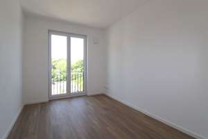Großzügige 4 Zimmer mit EBK, 2 Bädern und großem Westbalkon! – 4179 Neulindenau, Leipzig – Vorschaubild 8