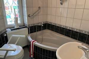 Teilsaniertes, großzügiges Wohnhaus in Mahlsdorf mit zwei Garagen – Die vollständige Adresse der Immobilie erhältst du vom Anbieter., 12623 Mahlsdorf, Berlin – Vorschaubild 16