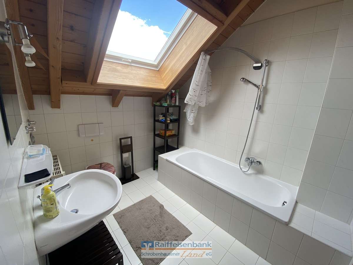 Immobilie in Schrobenhausen - Zentral Wohnen! Sofort einziehen und wohlfühlen! - Bild 1