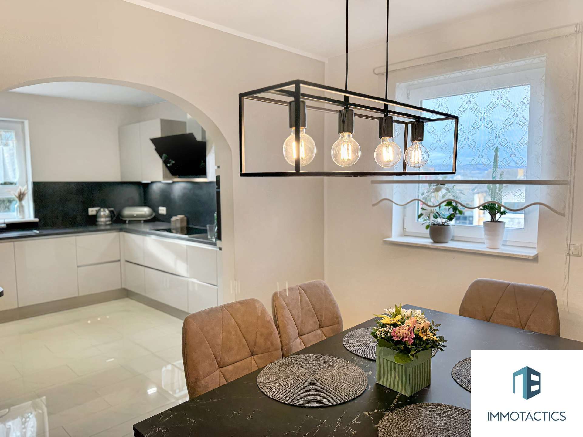 Immobilie in Gau-Algesheim - EXKLUSIVES & MODERNES Zweifamilienhaus für die Großfamilie und Kapitalanleger - Bild 7