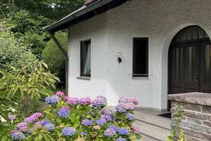Großzügige Villa mit viel Raum für Ihre Familie, im Bamberger Berggebiet, nahe Hain und Klinikum – Die vollständige Adresse der Immobilie erhältst du vom Anbieter., 96049 Babenberger Viertel, Bamberg – Vorschaubild 1