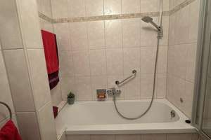 Außergewöhnliche 2,5-Zimmer-Wohnung nahe Uniklinikum - mit Einbauküche, Balkon & Sonnenterrasse – keplerstraße -, 45147 Holsterhausen, Essen – Vorschaubild 16