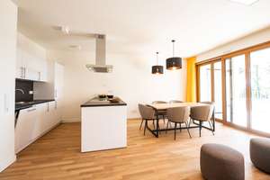 Möblierte 2-Zimmerwohnung mit traumhaften Blick auf Aachen - Zeitmietvertrag  – Nizzaallee 32, 52072 Ponttor, Aachen – Vorschaubild 2