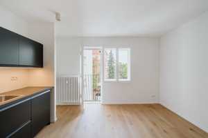 Erstbezug nach Kernsanierung | Modernes City-Apartment mit französischem Balkon und Schlafnische – Durlacher Straße 23, 10715 Berlin – Vorschaubild 9