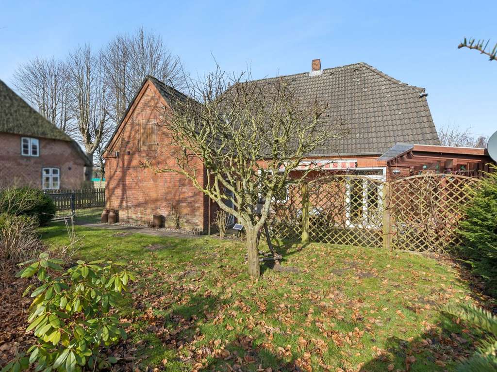 Immobilie in Stapel - Charmantes Wohnhaus in Stapel mit modernem Komfort - bezugsfertig und laufend modernisiert - Bild 1