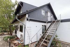 Freistehendes 2 Familienhaus mit Pool und Fernblick in Feldrandlage – 51491 Overath – Vorschaubild 3