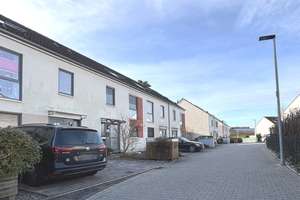 Reihenmittelhaus aus 2011 - ohne Renovierung direkt einziehen – Die vollständige Adresse der Immobilie erhältst du vom Anbieter., 45886 Ückendorf, Gelsenkirchen – Vorschaubild 1