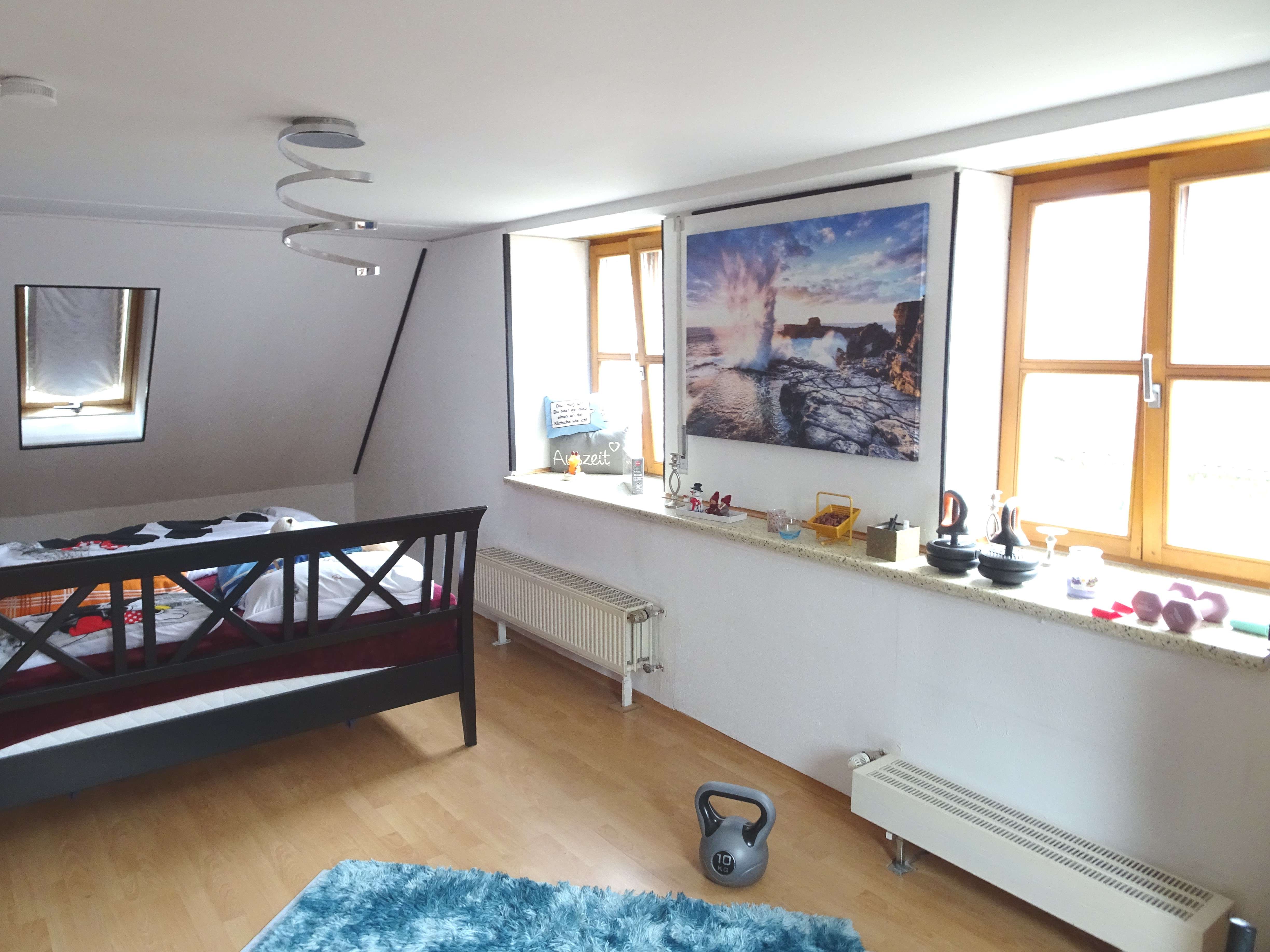 Immobilie in Wilhelmsdorf - Mehrfamilienhaus mit vier Wohnungen und Lager in Wilhelmsdorf bei Emskirchen - Bild 4