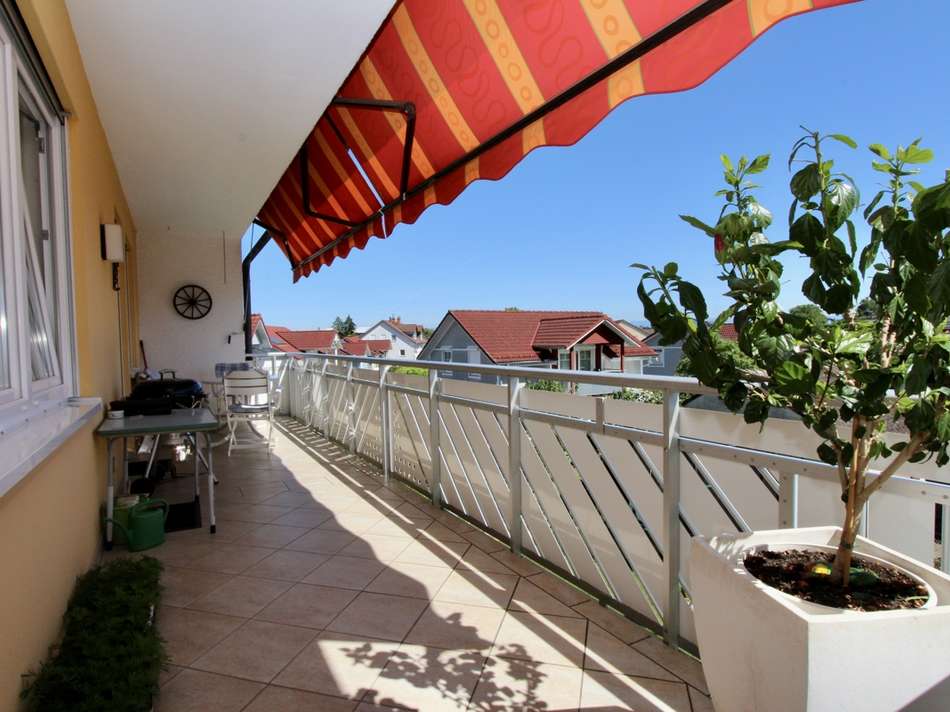 Überdachter Südbalkon