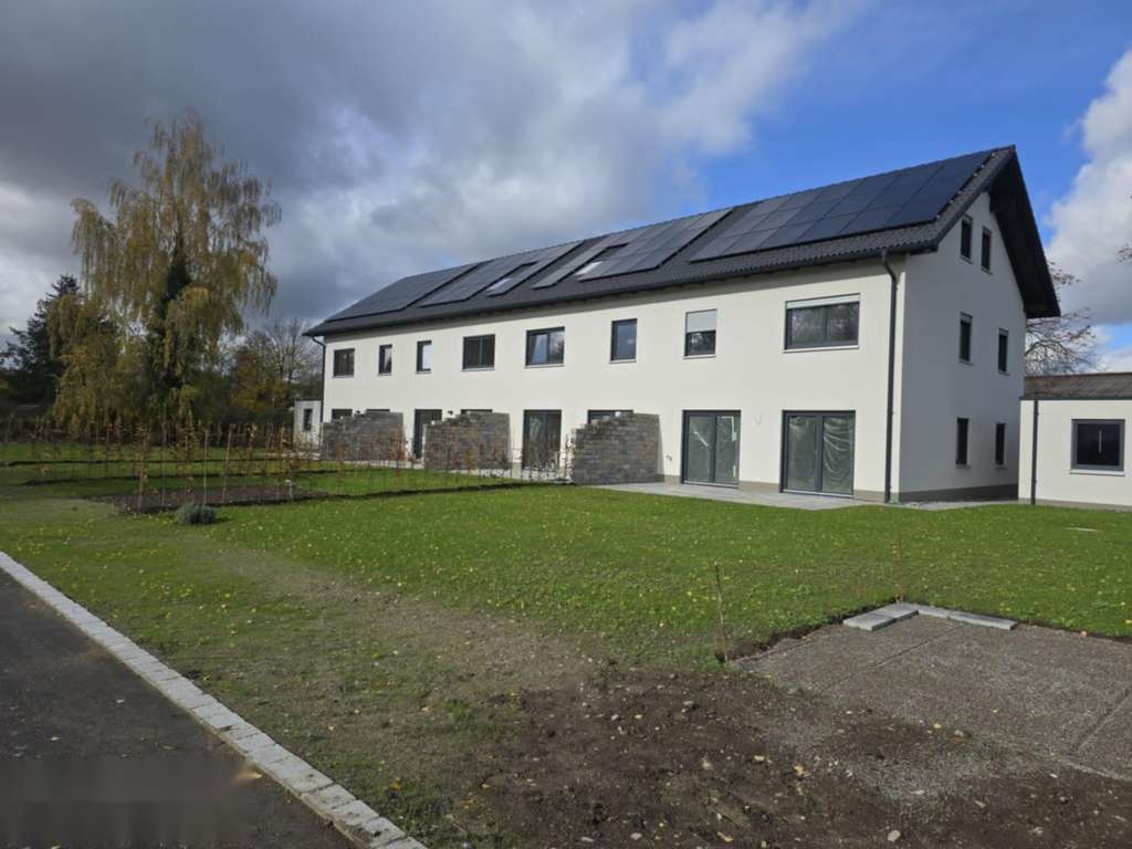 Immobilie in Dettingen an der Iller - Neubau KFW 40-QNG Plus Reiheneckhaus im Ortskern von Dettingen - Bild 0