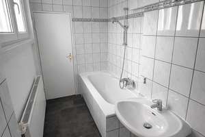 Reihen-Endhaus mit Top-Lage Eschberg, zwei Wohneinheiten und Panoramablick über Saarbrücken – Die vollständige Adresse der Immobilie erhältst du vom Anbieter., 66121 Eschberg, Saarbrücken – Vorschaubild 31