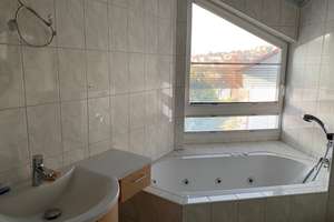 3 ZKB mit Sauna, Kamin, sonnige Dachterrasse und traumhaftem Blick in Siegen Kaan-Marienborn – Die vollständige Adresse der Immobilie erhältst du vom Anbieter., 57074 Kaan-Marienborn, Siegen – Vorschaubild 11