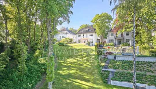 Bild von Blankenese at its best! Villa mit malerischem Blick