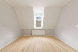 Zweitbezug nach Kernsanierung! Moderne 3-Zimmmer-Wohnung in schönem Altbau. – Glückstraße 13, 90763 Südstadt Industriegebiet, Fürth – Vorschaubild 8