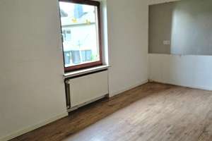 Geräumiges Einfamilienhaus mit Garage in Nümbrecht – Oberelbener Str. 12, 51588 Nümbrecht – Vorschaubild 7