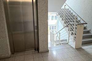 Kapitalanlage oder Eigennutzung – renoviertes Apart. in Rheinlage, Aufzug und Fitnessstudio im Haus – Böckingstr. 61, 50163 Mülheim (Ortsteil), Köln – Vorschaubild 4