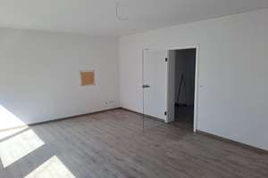 Neu sanierte 3-Zimmer,Küche,Bad Wohnung mit Balkon im 2. OG in Koblenz  – Viktoriastraße 37, 56068 Altstadt, Koblenz – Vorschaubild 12