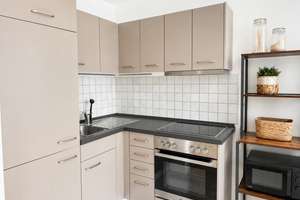 AIGNER - Helle 2-Zimmer-Wohnung mit Südbalkon in gepflegtem Zustand – Die vollständige Adresse der Immobilie erhältst du vom Anbieter., 80999 Untermenzing, München – Vorschaubild 4