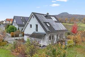 Traumlage in Bad Staffelstein! Energieeffizientes Haus mit großem Garten & hochwertiger Ausstattung – Die vollständige Adresse der Immobilie erhältst du vom Anbieter., 96231 Bad Staffelstein – Vorschaubild 8