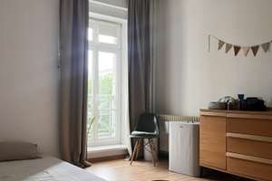 Alltagstaugliche 3,5-Zimmer-Wohnung am Strausberger Platz – Strausberger Platz 14, 10243 Friedrichshain, Berlin – Vorschaubild 9