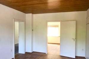 Charmantes Ein- oder Zweifamilienhaus mit 6 Zimmern und 2 Garagen in Düsseldorf-Urdenbach – Bockhackstraße 13, 40593 Urdenbach, Düsseldorf – Vorschaubild 9