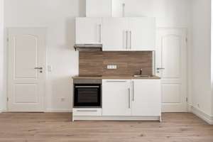 Helle 1,5-Zi-Whg mit offene Einbauküche – frisch saniert & bezugsfrei – Oldenburger Str. 28, 10551 Moabit, Berlin – Vorschaubild 1