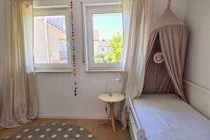 Modernisierte Doppelhaushälfte mit schönem Garten in ruhiger Lage in Erlangen/Frauenaurach – Gaisbühlstraße 58, 91056 Frauenaurach, Erlangen – Vorschaubild 9