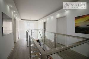 ATTRAKTIVE STADTVILLA IN GUTER WOHNLAGE! Baujahr 2016, 197,30 m² Wohnfläche und 621 m² Eckgrundstück – Die vollständige Adresse der Immobilie erhältst du vom Anbieter., 63599 Biebergemünd – Vorschaubild 11