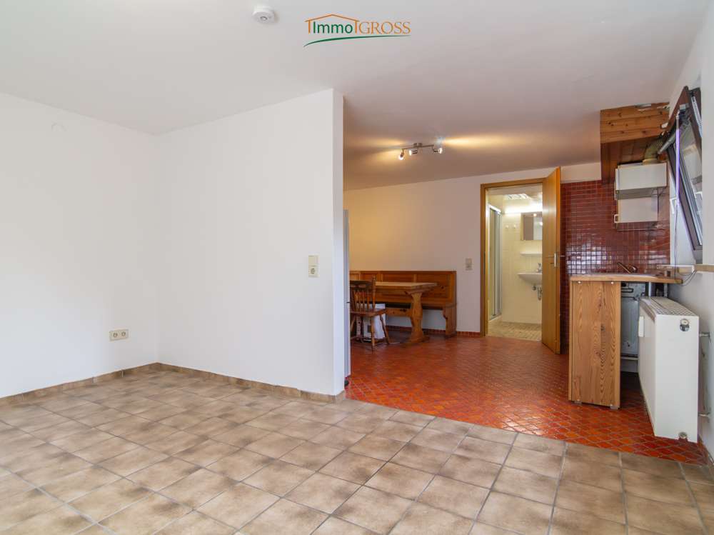 Immobilie in Rümmingen - Gepflegtes Mehrfamilienhaus mit großem Garten und drei Wohneinheiten in ruhiger Lage von Rümmingen - Bild 1