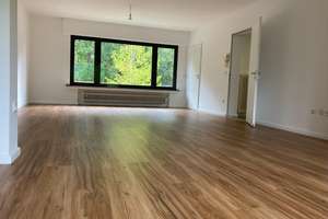 Köln-Merheim, Großraumwohnung 70 qm, Einbauküche u. Gartenterrasse mit Markise - provisionsfrei