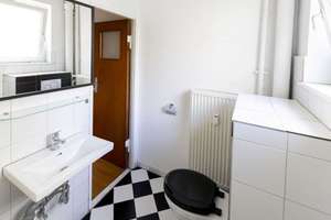 Stilvolle 2-Zimmer Wohnung im beliebten Güntzelkiez: Sofort bezugsfrei – Holsteinische Straße 23, 10717 Wilmersdorf, Berlin – Vorschaubild 11