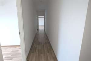 +++NEU!+TRAUMWOHNUNG+4-R. DG-WOHNUNG+OFFENE KÜCHE+WOZI. MIT LOGGIA+++ – Riebeckstr.  32, 4317 Reudnitz-Thonberg, Leipzig – Vorschaubild 11