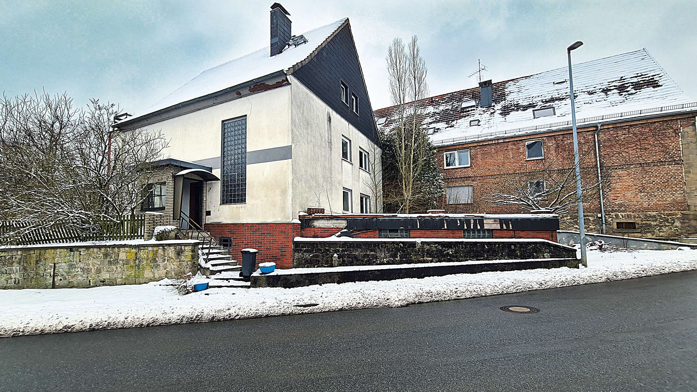 Mehrfamilienhaus mit 3 WE in Warburg, Höxter Kreis – Bild 1