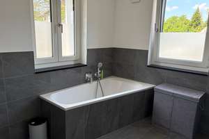 Schöne 3,5-Zimmer-Penthouse-Wohnung mit umlaufender Terrasse in Leverkusen – Engstenberger Weg 30, 51377 Steinbüchel, Leverkusen – Vorschaubild 9