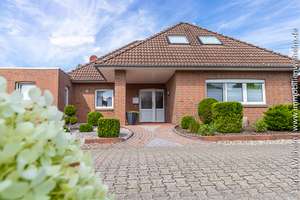 Ausgebauter Bungalow mit Garage und Carport in Lathen – Die vollständige Adresse der Immobilie erhältst du vom Anbieter., 49762 Lathen – Vorschaubild 1