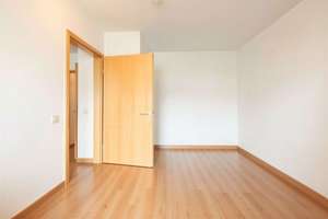 +++ Bezugsfrei an der Weißen Elster! Modernisierte 2-Zimmer-Wohung mit TG-Stellplatz und Balkon! +++ – Die vollständige Adresse der Immobilie erhältst du vom Anbieter., 4229 Schleußig, Leipzig – Vorschaubild 11