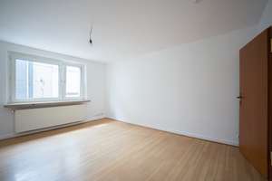 City-Barmen, 2 Zimmer KDB, vollständig renoviert