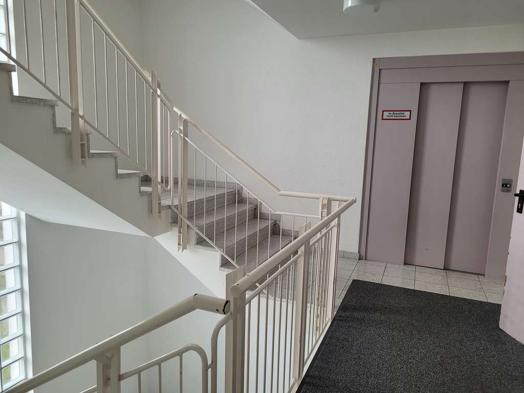 Immobilie in Ravensburg - 1 Zimmer - Appartement mit kl. Balkon & TG - Stellplatz - Bild 2